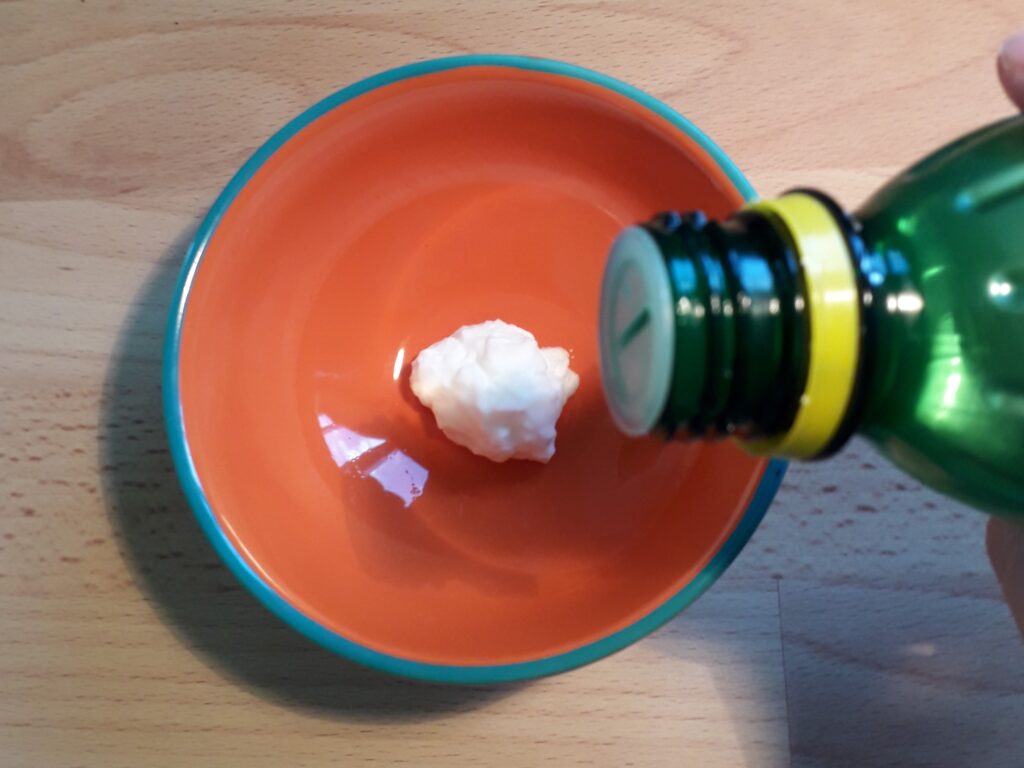 Making fizzy rocks