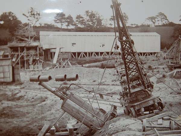 Photo of crane at building of Castle Carrock reservoir